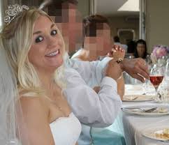Alibaba.com offers 992 ebay wedding dresses products. Blogger Samantha Wragg Puts Wedding Dress On Ebay To Fund Divorce From Cheating Scumbag Metro News