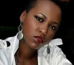 Jocelyn Tracy's Instagram, Twitter & Facebook