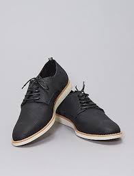 Comfort e materiali di qualità sono imprescindibili, ma quando si fa sport anche l'occhio vuole la sua parte: Scarpe Eleganti Uomo Numero 43 Kiabi
