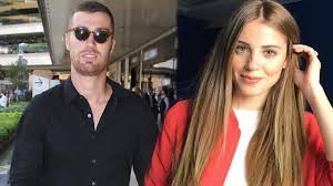 Ezgi Eyuboglu Na Ogulcan Engin In Ailesinden Onay Dizi Ve Magazin