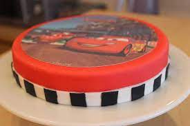 Ist es aber nicht, denn es gibt viele rezepte für leckere low carb kuchen, die auch bei einer. Cars Torte Mit Aufleger Sallys Blog