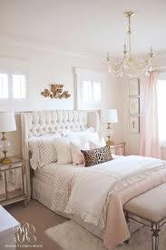 Classic Chic Bedroom Ideas Gold Bedroom Beige Bedroom Bedroom Decor