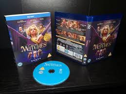 (1) nos complace informar que ya se puede ver la película the witches (las brujas) de forma online, esperamos que haya sido de tu agrado y que la hayas podido ver con facilidad. The Witches On Blu Ray The Dvdfever Review Anne Hathaway