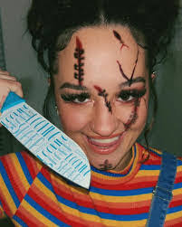 Cynthia Burkhart's Instagram, Twitter & Facebook