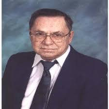 Elizabeth Begnaud's Instagram, Twitter & Facebook