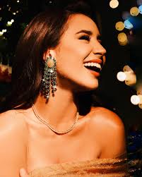 Como creí que me iba a ver en navidad, como me veo🤭🎄 Les deseo suerte con  las peleas por los terrenos🤣