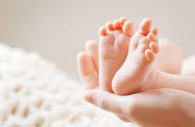 Bactéries et maladies infantiles à plaques rouges. Syndrome Pieds Mains Bouche Tout Savoir Sur Cette Maladie Infantile