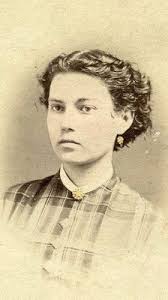 To deepen the look of victorian, the braid is one of the simplest accents you can just apply. Unidentified Cdv With Short Hair In The Swan S Shadow Civil War Hairstyles Short Hair Styles Victorian Hairstyles