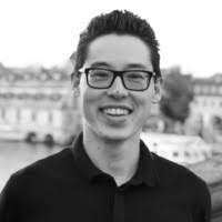 Paula Endres's Instagram, Twitter & Facebook