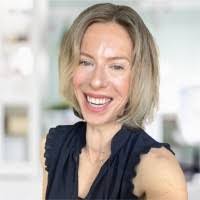 Sheri Boucher's Instagram, Twitter & Facebook