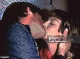 865 photos et images haute résolution de Linda Kyle