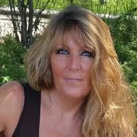 Melody Dietz's Instagram, Twitter & Facebook