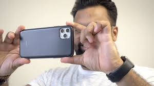 The moshi overture snapto series case arrived in a 4 1/4 inches wide by 7 1/4 inches tall by 1 1/16 inches thick retail package. Moshi Iglaze Moshi Overture And Saddleback Leather Iphone 11 Cases Review Youtube