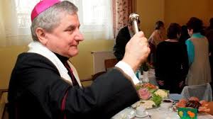 W kraju rządzonym przez pisowców ,żaden rakoczy nie dostanie wyroku,myslicie czemu kler popiera pisowców? Pedofilia W Kosciele Watykan Przyglada Sie Dzialaniom Kolejnego Polskiego Biskupa