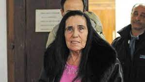 The young laura bonetti was barricaded in the sacristy of a church and threatened to kill herself after learning that gigliola ebe giorgini, called mamma ebe, the woman who was totally entrusted. Pbn2wzak7zuwam