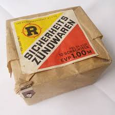 Ddrmuseum Seit 1923 Wurden In Riesa Zundwaren Hergestellt Der Volkseigene Betrieb Entstand 1979 1991 Wurde Die Produktion Eingeste Ddr Ddr Museum Ostalgie