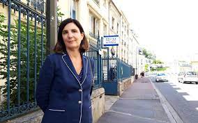 Book with complete peace of mind and enjoy our flexible rates: Yvelines Agnes Cerighelli Et Des Policiers Se Clashent Sur Twitter Le Parisien