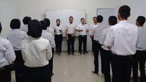 Berikan stnk dan ktp anda setelah kasir alfamart memintanya pada anda. Pengalaman Pertama Saya Melamar Kerja Di Alfamart By Timeone Produksi