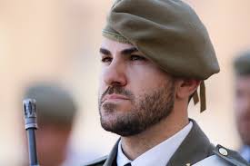 Fotos: El acuartelamiento General Arroquia celebra la festividad de San  Fernando, patrón del Arma de Ingenieros