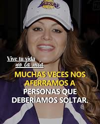 Vive tu vida, no la mía added a...