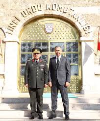 Musa avsever, 7 kasım 1957 tarihinde dünyaya gözlerini açtı. Nxozwzjcwxt Nm