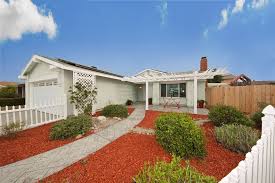 9055 Amberly Circle San Diego Ca 92126 3 Bed 2 Bath 669 900 Lovely Single Level San Diego Houses San Diego Real Estate Sale House