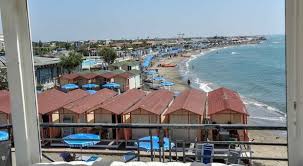Penisola della strea is 1.5 miles from the accommodation, while scalo di furno archaeological site is. L Estate Nera Di Ostia Meno Turisti E Lidi Vuoti Via Un Bagnante Su Tre