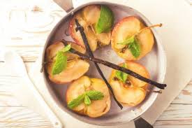 Le mele cotte al microonde sono buonissime come quelle cotte nel pentolino e.in 7 minuti sicuramente da provare perchè sono deliziose. Come Fare Le Mele Cotte In Tanti Modi Diversi Con Le Nostre Ricette
