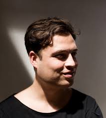 PIV founder Prunk remixes Soulsearcher's 'Can't Get Enough'.