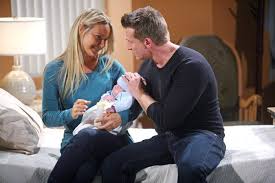 Sasha calle, qui incarne le rôle de lola rosales dans les feux de l'amour (the young & the restless en version originale) depuis 2018, a été choisie pour jouer le rôle de. Sharon Et Dylan En Couple Et Sullivan Leur Bebe Les Feux De L Amour Tf1 Nouveautes Tele Com