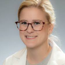 Kim Craddock's Instagram, Twitter & Facebook