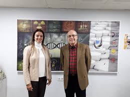 Ağırlıklı olarak strateji alanında akademik çalışmaları vardır. Uzivatel Dr Melih Bulut Na Twitteru Bugun Enerjimizi Bol Odullu Patentli Biliminsanimiz Stemcelltime Dr Leyla Sener Den Aldik Biyofizikci Ve Buluscu Ustelik Baska Kurumlara Genclere Destek Oluyor O Da Turkiye Sevdalisi Yuksek Katma Degerli Urun