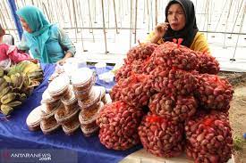 Maybe you would like to learn more about one of these? Bi Fasilitasi Petani Bawang Dapatkan Akses Permodalan Antara News Kalimantan Timur