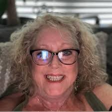 Jane Barrett's Instagram, Twitter & Facebook