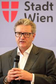 Gery keszler konzentriert sich in diesem. Peter Hacker Politiker Wikipedia