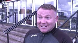 Rob Maclean interviews Davie White.