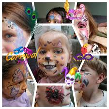 Even nog een verlate carnavalspost🤭 de week voor carnaval had ik mijn  schmink spullen weer te voorschijn gepakt..... Ik maak veel te weinig oefen  kilometers, maar ik blijf dit wel op mijn