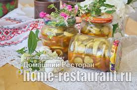 салат из огурцов с укропом и чесноком на зиму Salat Iz Kabachkov I Ogurcov S Ketchupom Chilli Domashnij Restoran Recept Salat Iz Cvetnoj Kapusty Ragu Iz Kabachkov Salat Iz Kapusty