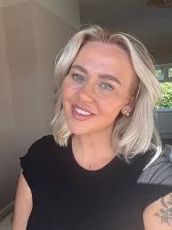 Looking for a new manicurist that specialises in luxury BIAB manicures? Pop  me message! Due to being super busy I have opened up an extra day to  accommodate new clients. My diary