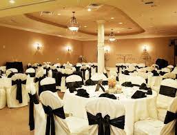 Beautiful Room Set Up For 100 Guests The Ceremony And Reception Too Place In The Same Room Www Thearborconnection Com Reception Room Set Wedding Tips
