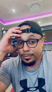 Them; Are you still making the announcement at 5pm about which party you  joining and why? , Me;