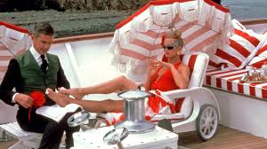 The screenplay was written by greenberg, bob fisher, and leslie dixon. Here S How The Yacht In The Overboard Remake Compares To Goldie Hawn S Original Architectural Digest