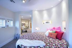 Some homeowners love circular bed due to its unusual shape. Circle Bed In Unique Bedroom Interior Design Small Design Ideas