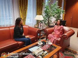 From a landline to malaysia. Courtesy Call From Ms Haliza Hashim Tv3 Malaysia S News And Current Affairs Correspondent Based In London News From Mission Portal