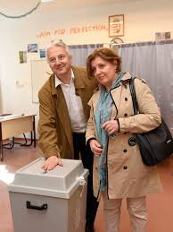 Nézzük, mivel közlekedik karácsony gergely! Az Osszes Part Vezetoje Leadta Szavazatat Hirado