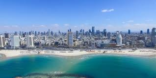It is on the mediterranean coast, about 60 km northwest of jerusalem and 100 km south of haifa. Tel Aviv Tipps Der Perfekte Reiseguide Fur Die Weisse Stadt