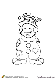 Le clown du dessin fait son spectacle. Coloriage Clown Gros Bebe Sur Hugolescargot Com