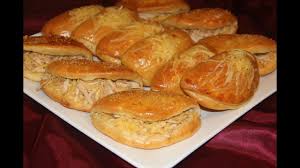 بريوش بالعجينة السحرية محشي بالدجاج خفيف مثل القطن Recette Delicieux Plat
