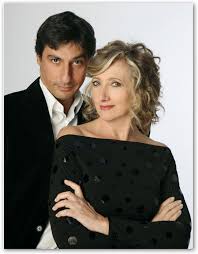 Emilio solfrizzi on wn network delivers the latest videos and editable pages for news & events, including entertainment, music, sports, science and more, sign up and share your playlists. Sul Palco Di Pietra Emilio Solfrizzi E Lunetta Savino In Due Di Noi