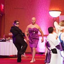 155d71bdadb992ffa3ac723e05ee33ea Jpg 900 900 Pixels Wedding Humor Funny Wedding Photos Poses Wedding Photos Poses